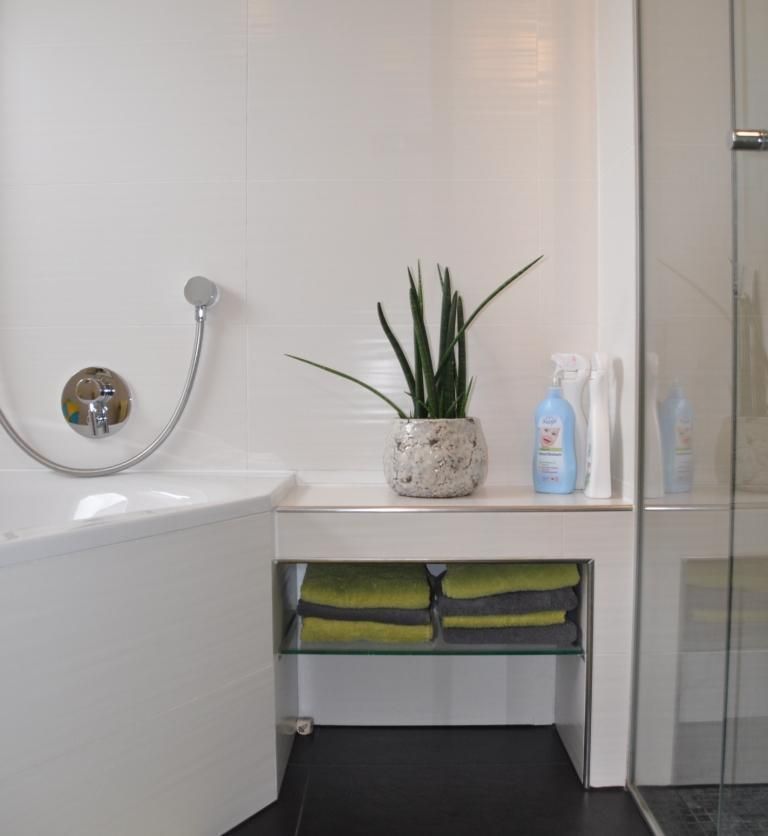 Sanierung Einfamilienhaus Kirchberger, reichart bauplanungsgmbh reichart bauplanungsgmbh Modern style bathrooms