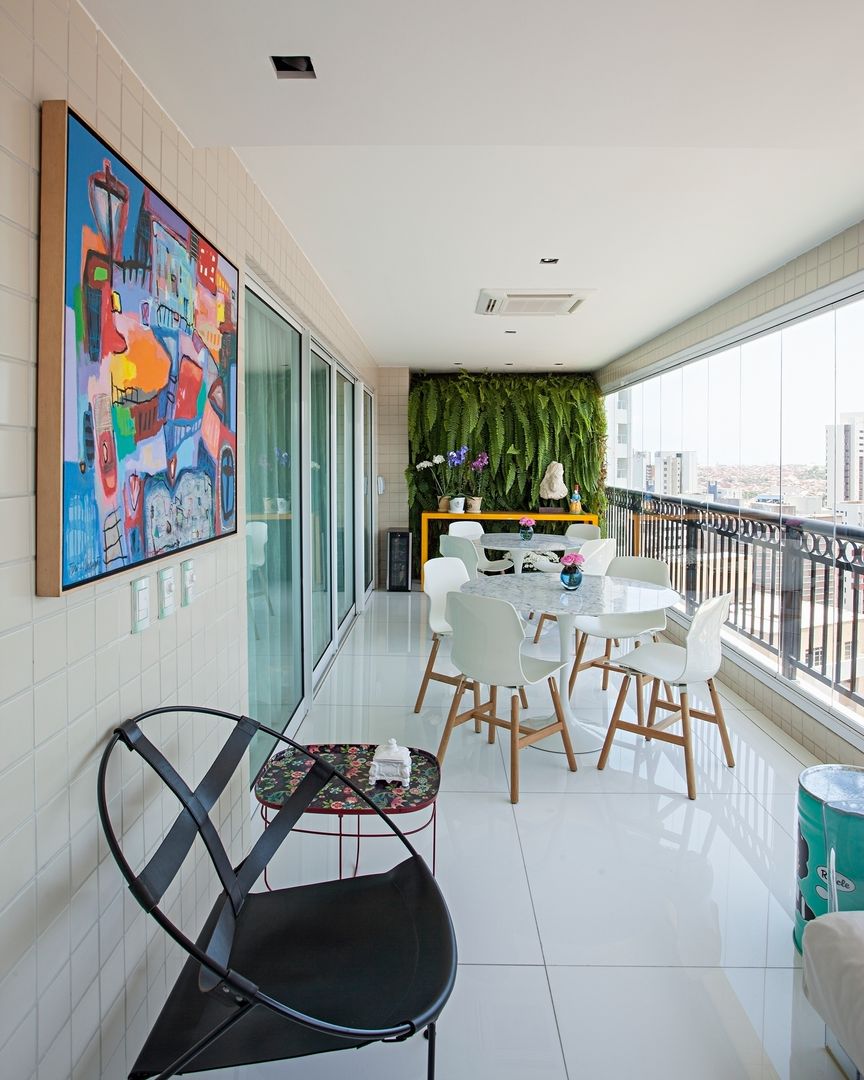 homify Balcones y terrazas modernos