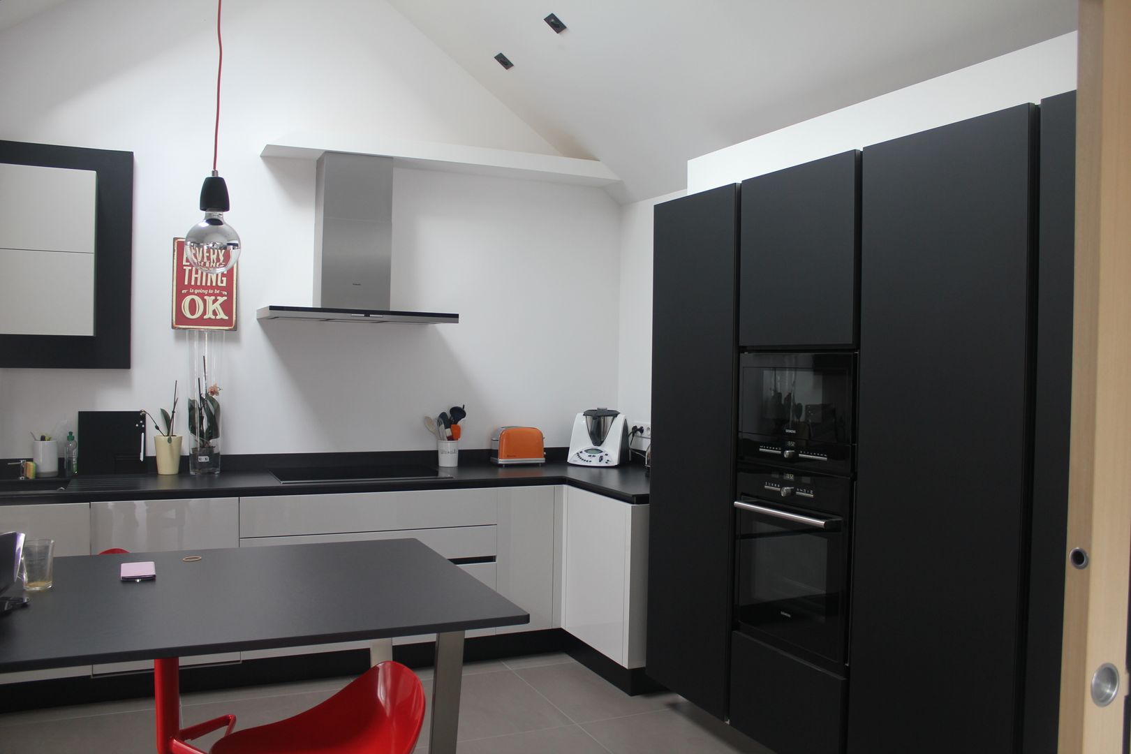 homify Modern kitchen