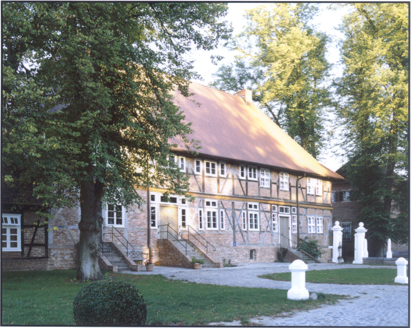 Umnutzung altes Brauhaus, v. Bismarck Architekt v. Bismarck Architekt Country style house