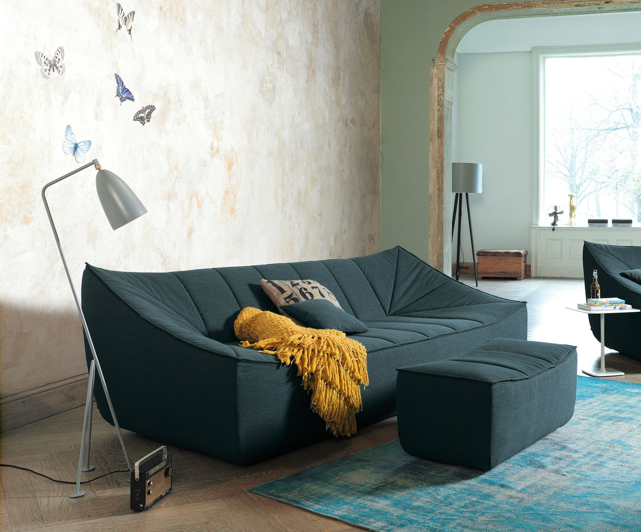 homify Moderne woonkamers Sofa's & fauteuils