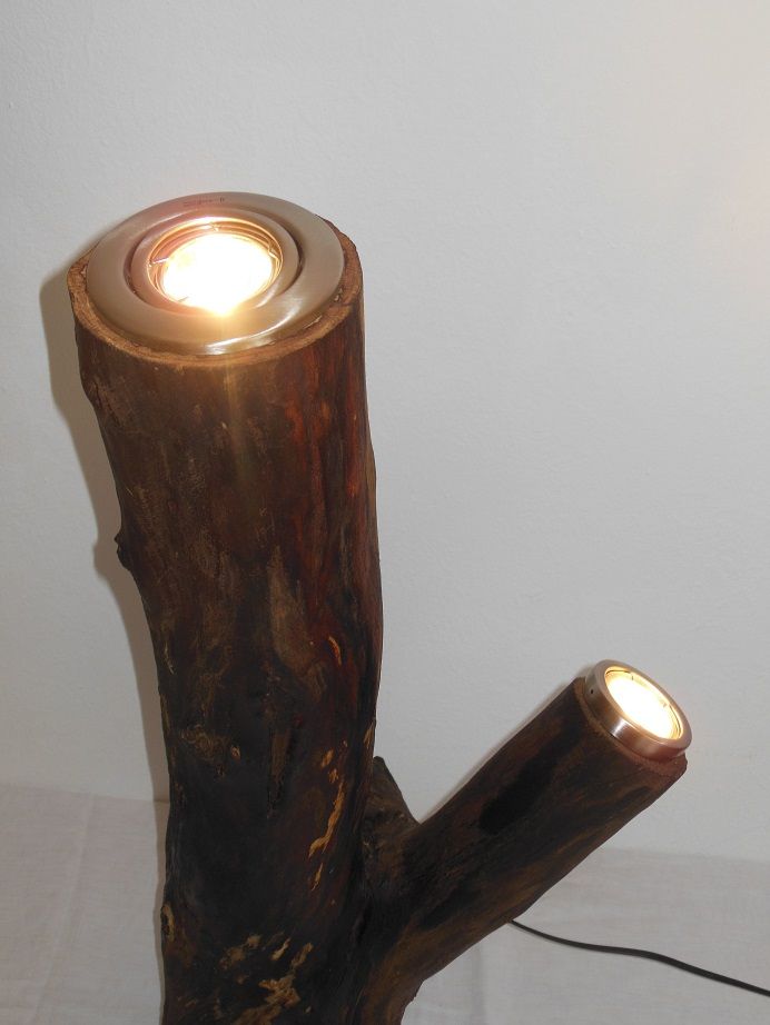 Lampe Upcycling !!, Holzsteinkunstobjekte Holzsteinkunstobjekte Pasillos, vestíbulos y escaleras de estilo ecléctico Iluminación