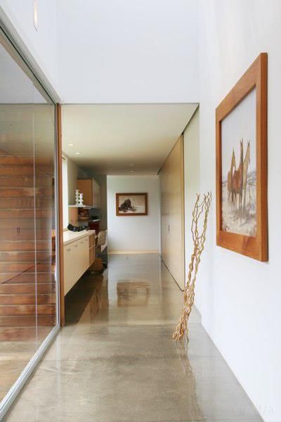 Lani Nui Ranch, Alvaro Moragrega / arquitecto Alvaro Moragrega / arquitecto Modern Corridor, Hallway and Staircase