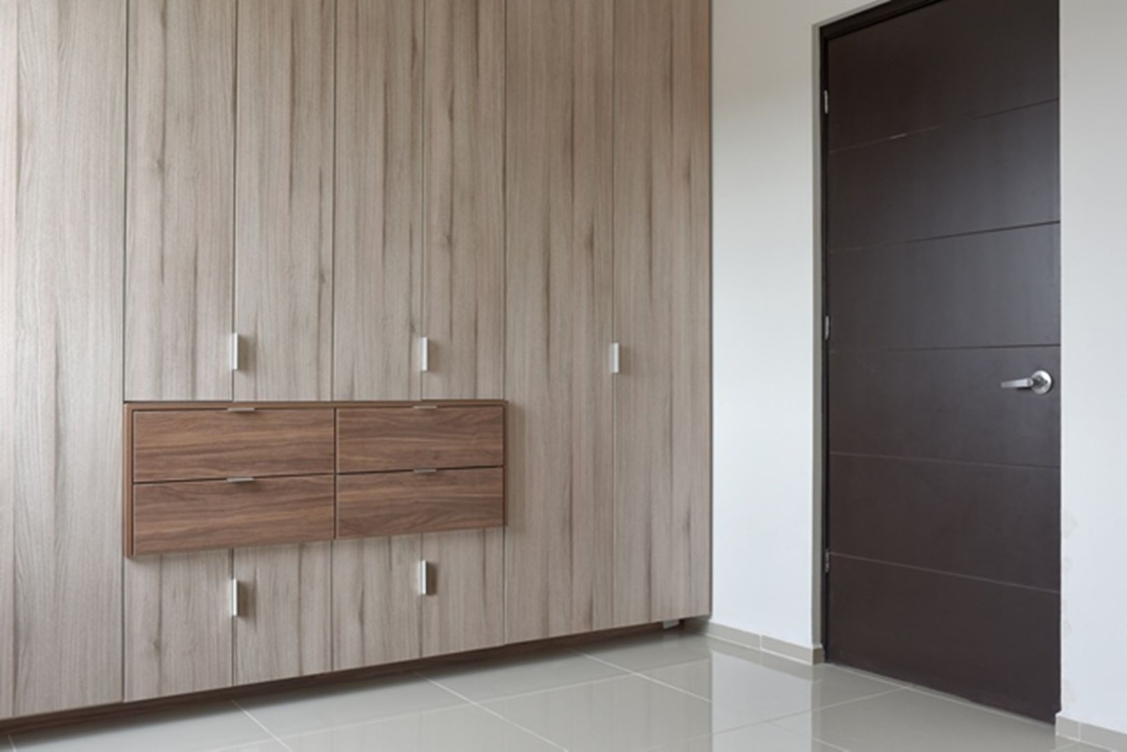 Closet JF ARQUITECTOS Vestidores minimalistas Armarios y cómodas