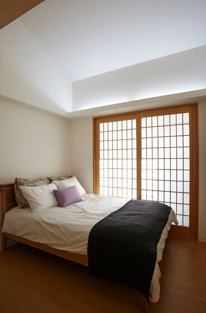 따뜻한 벽돌집, 스마트건축사사무소 스마트건축사사무소 Modern style bedroom
