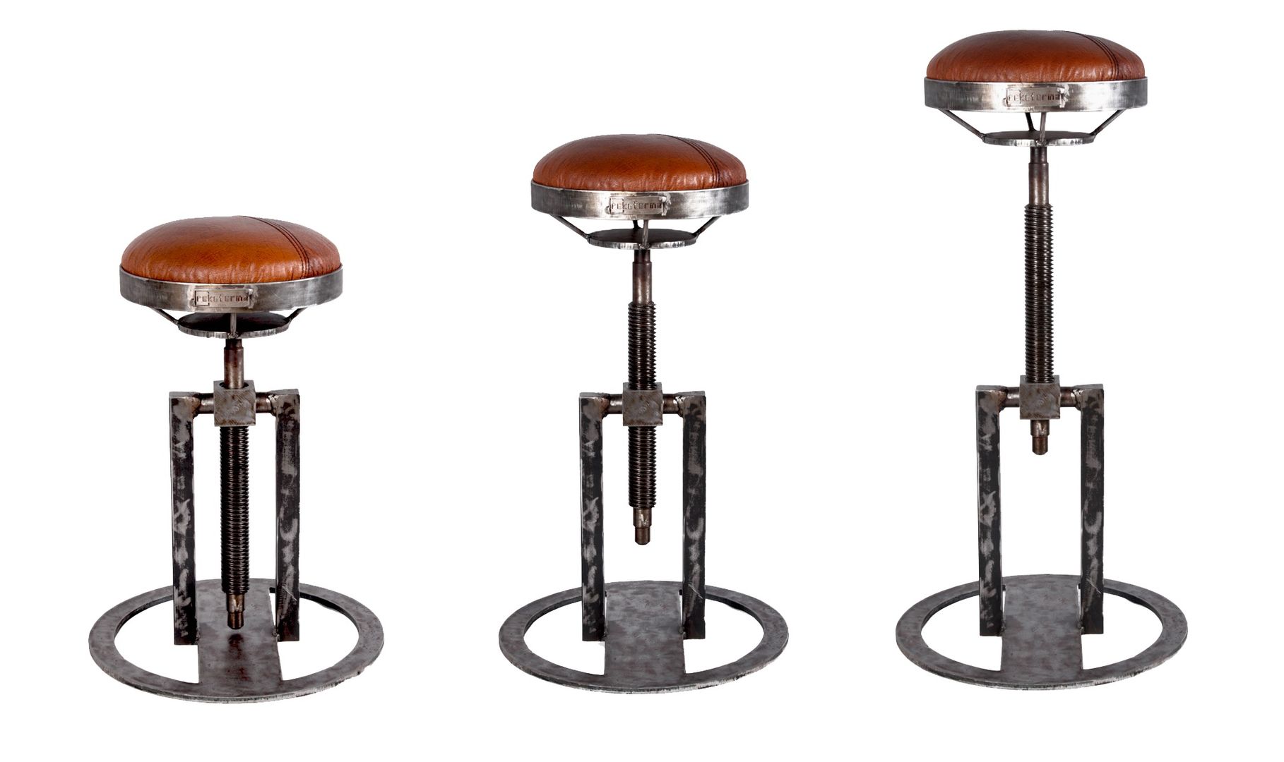 Hoker / Stołek Industrialny , Rekoforma Rekoforma غرفة المعيشة Stools & chairs