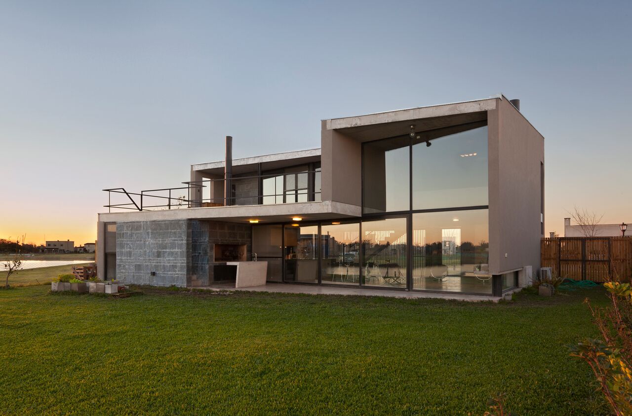 Casa en San Marco, Ruben Valdemarin Arquitecto Ruben Valdemarin Arquitecto Дома в стиле модерн