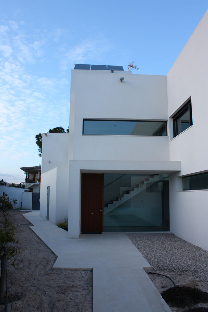 Casa López-Oliva, GOELIN ARQUITECTOS GOELIN ARQUITECTOS モダンな 家