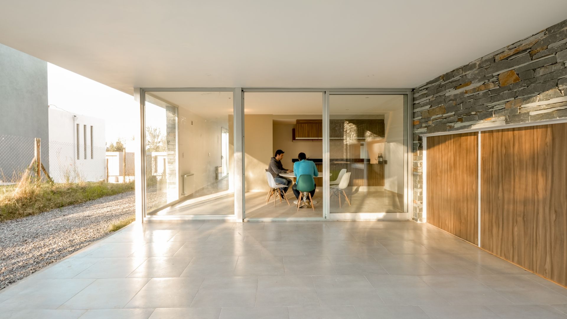 Casas Apareadas, Estudio A+3 Estudio A+3 بيت زجاجي