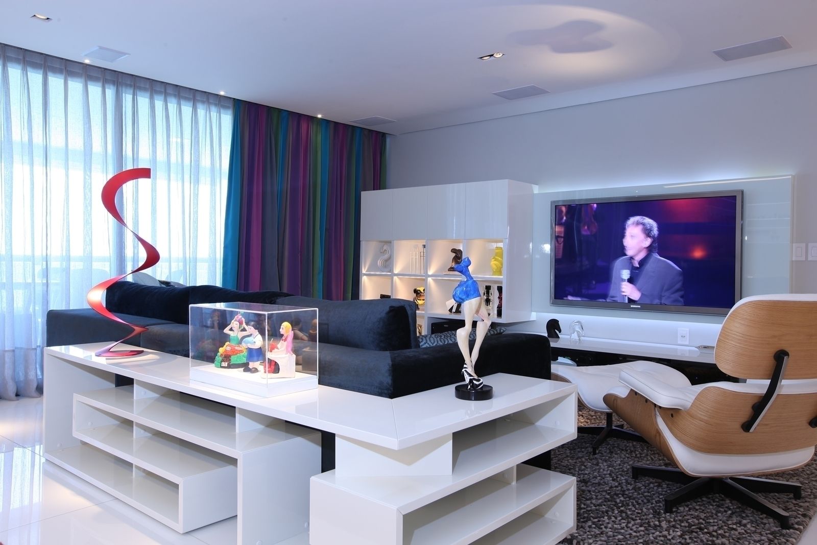 homify Salas de estar modernas