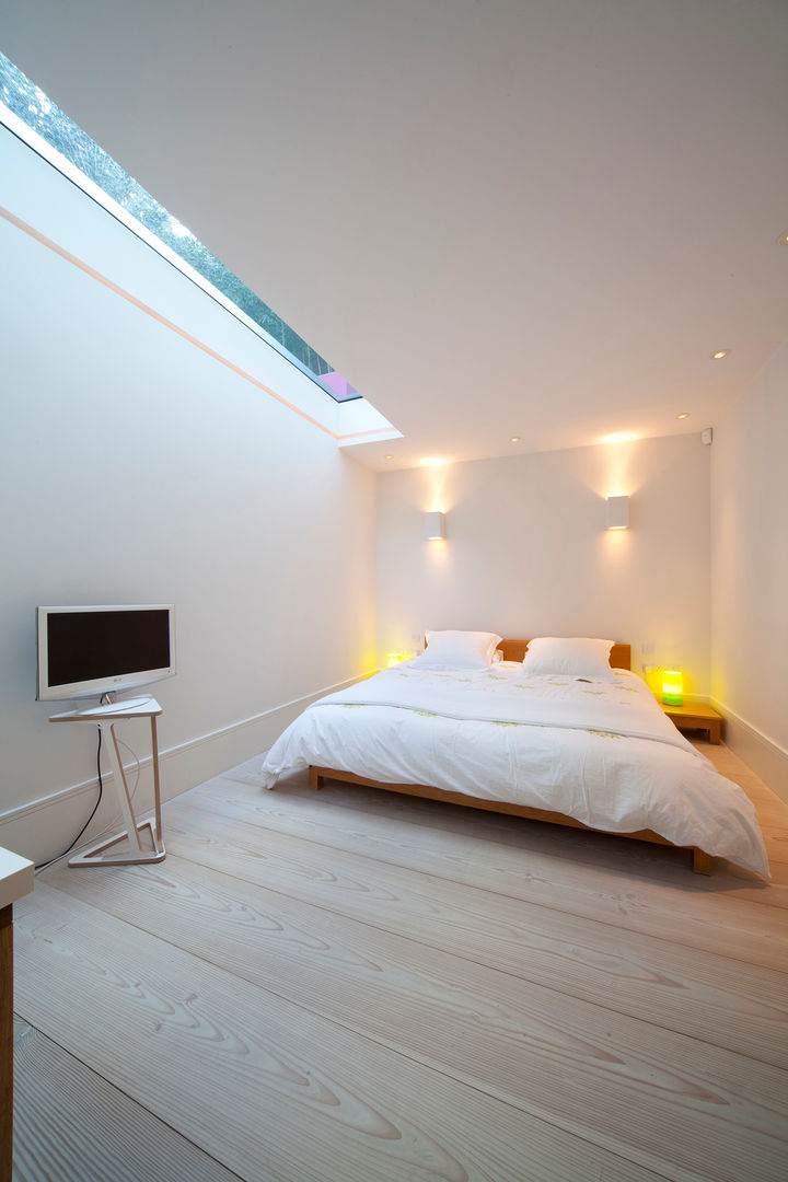 Basement Bedroom Gullaksen Architects ห้องนอน