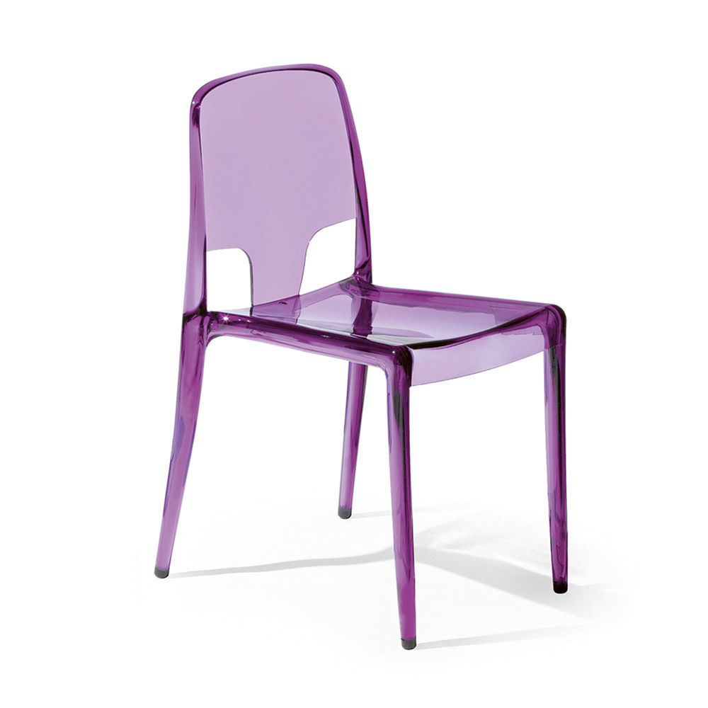'Margot' plastic stacking dining chair by Infiniti homify Modern dining room Chairs & benches