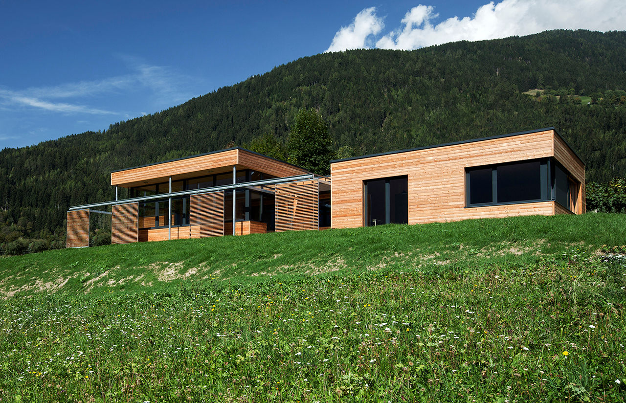 Haus N.H., pedit&partner architekten pedit&partner architekten Casas modernas