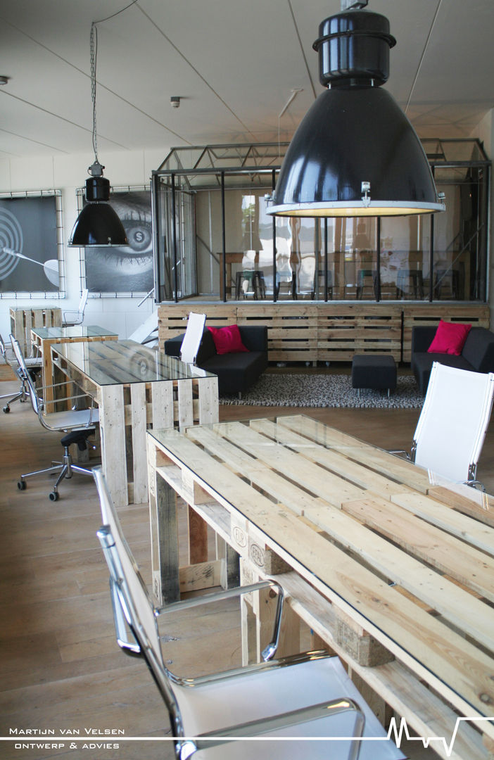 Pallet inrichting kantoor, Meubelen van pallets Meubelen van pallets Industrial style study/office Wood Wood effect