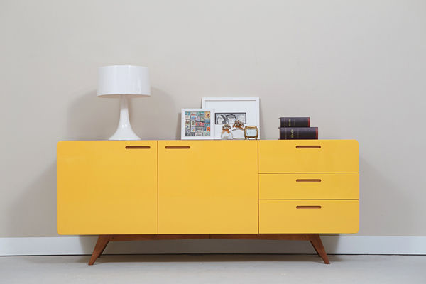 Nova, Hugo Sigaud Hugo Sigaud Ruang Makan Minimalis Dressers & sideboards