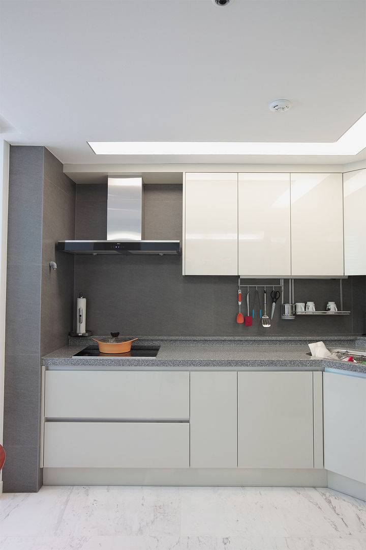 일산 강선마을 벽산아파트 58평형, MID 먹줄 MID 먹줄 現代廚房設計點子、靈感&圖片