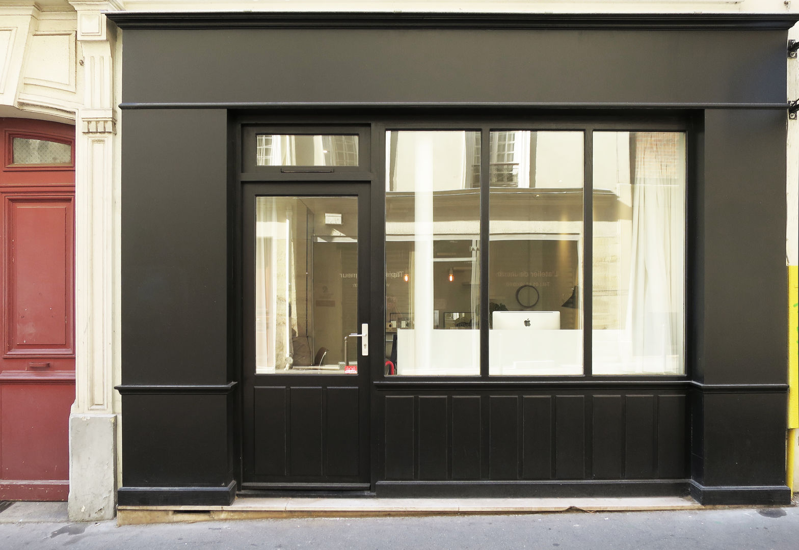 live-work in central Paris, Studio Pan Studio Pan Industrial style windows & doors