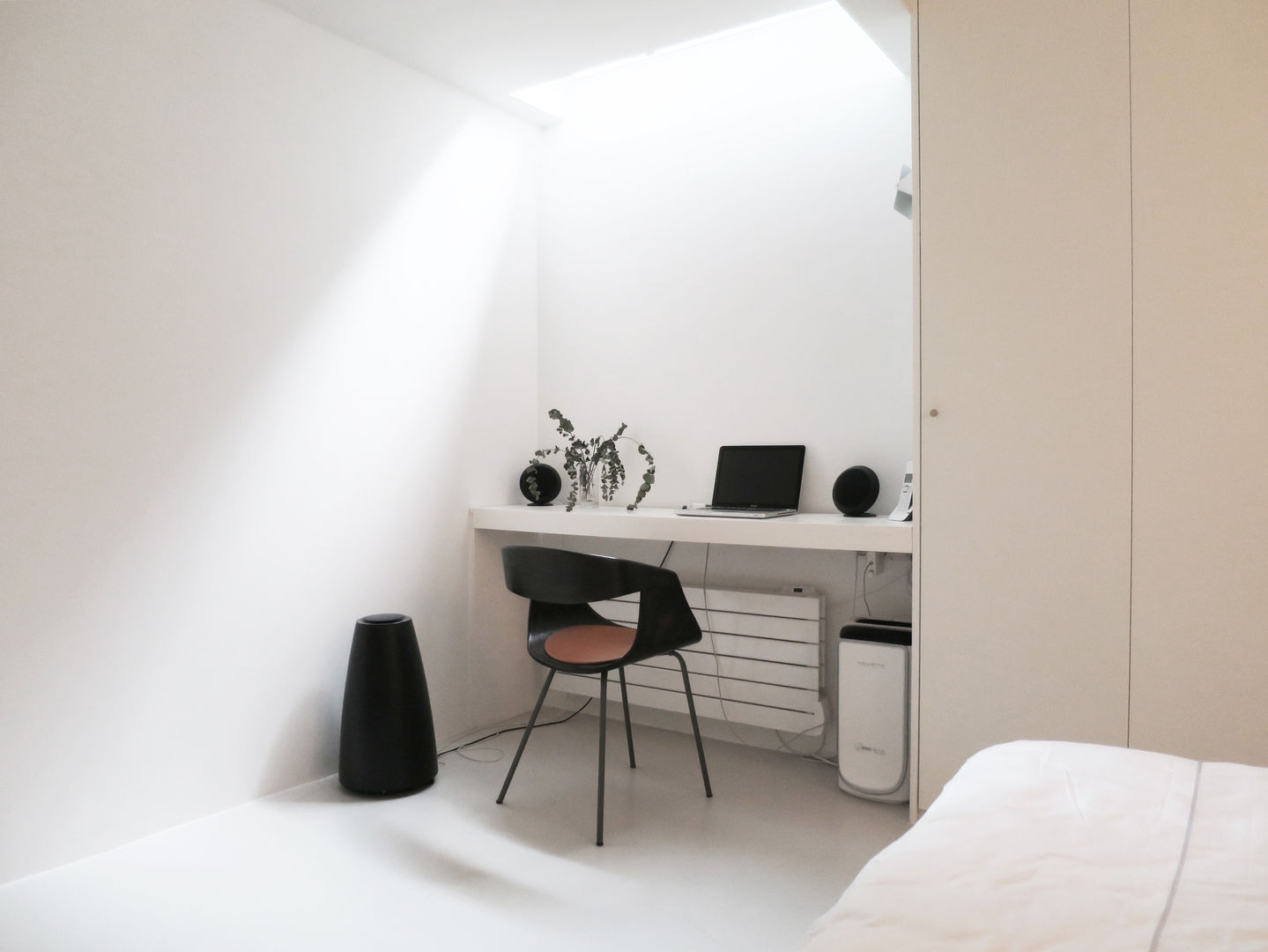 live-work in central Paris, Studio Pan Studio Pan Modern style bedroom