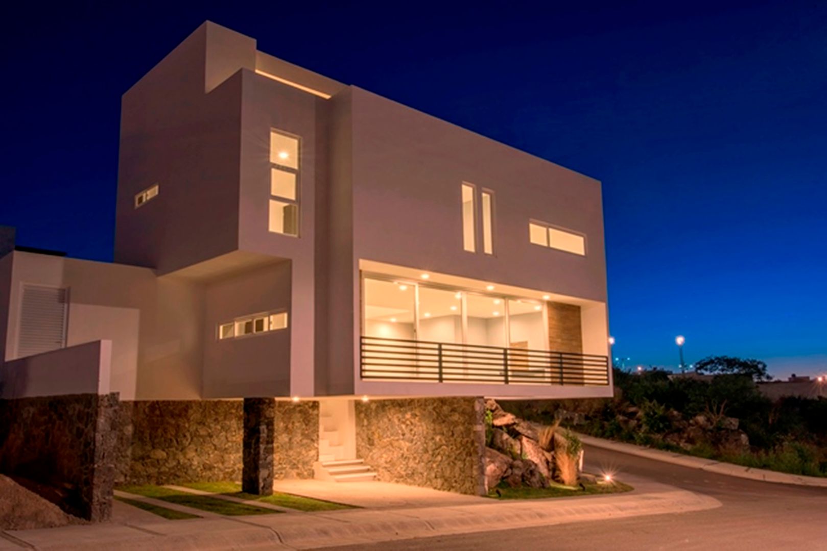 Casa Pitahayas 87, Zibatá, El Marqués, Querétaro, JF ARQUITECTOS JF ARQUITECTOS Houses