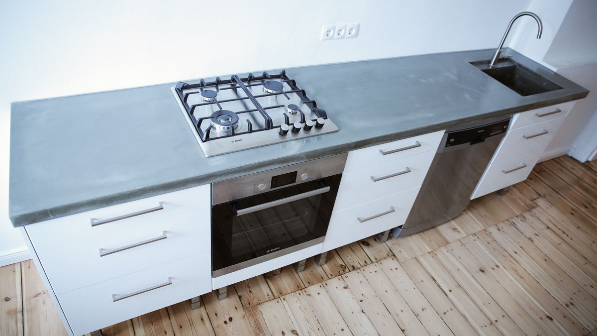 homify Cucina moderna Piani di lavoro