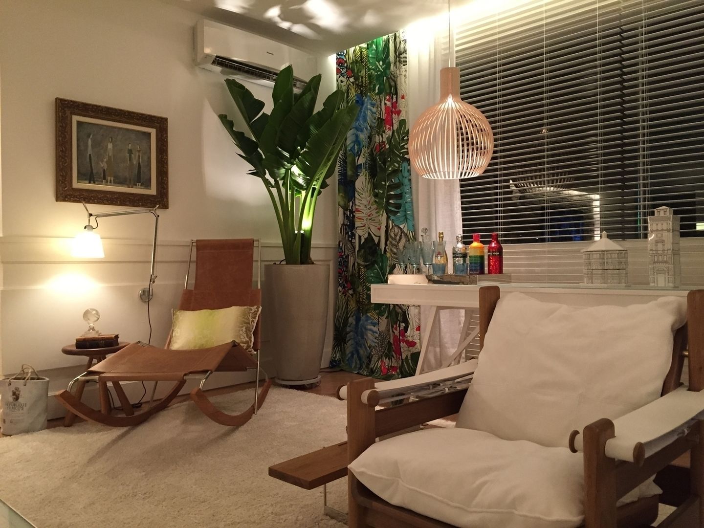 homify Tropical style living room