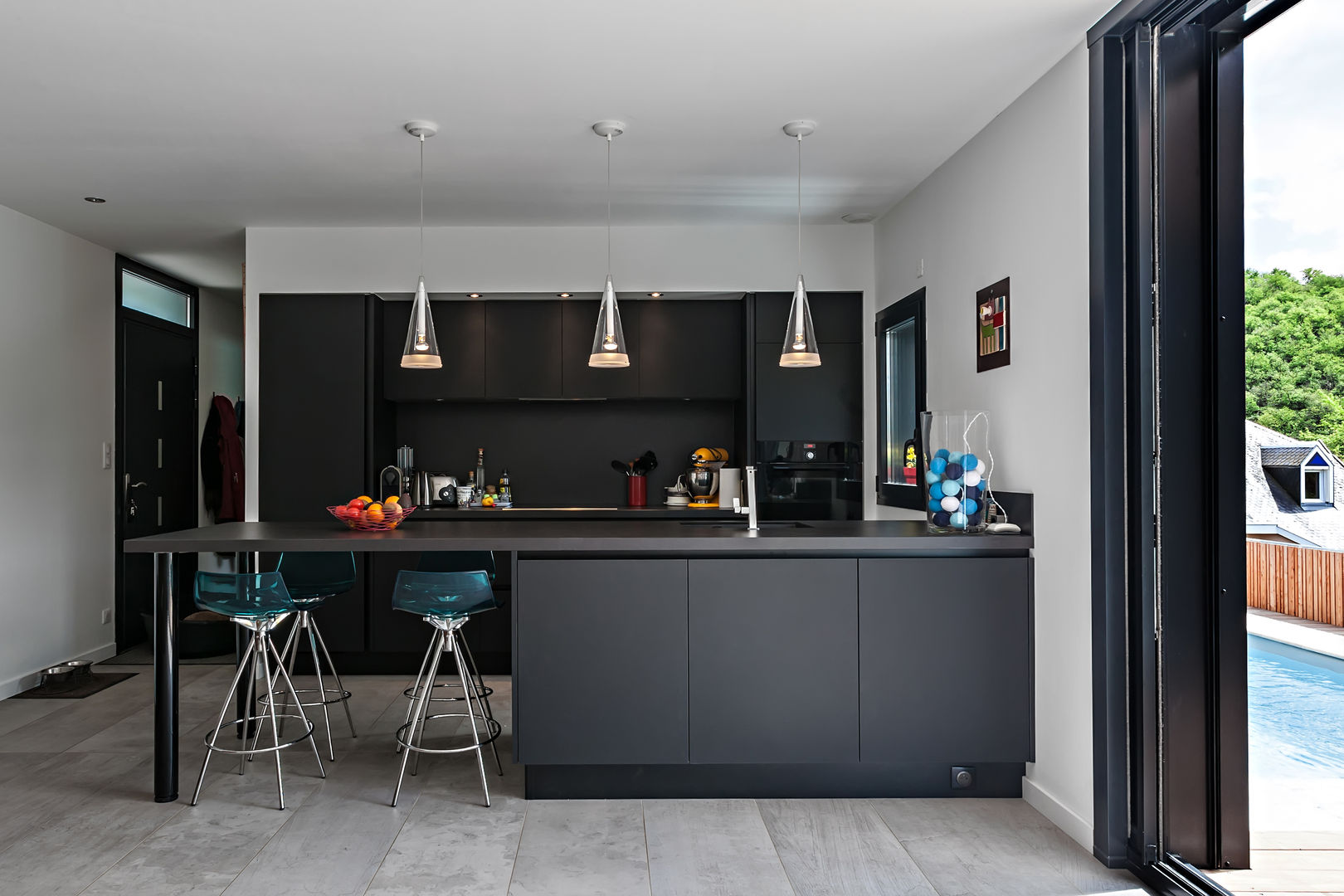 MAISON CARDAILLAC, Hugues Tournier Architecte Hugues Tournier Architecte Modern kitchen