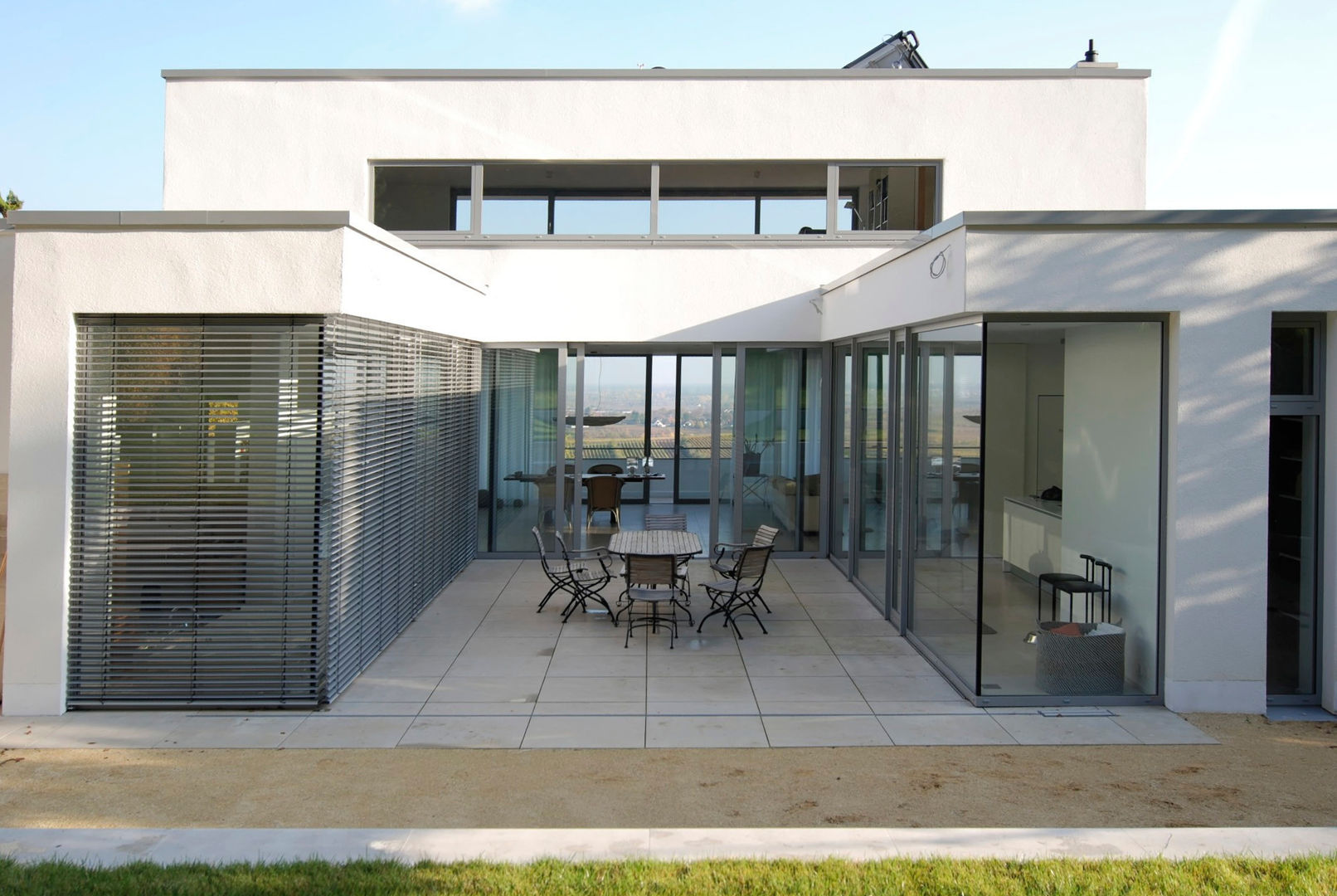 Wohnen zwischen Wald und Reben, Architekten BDA Becker | Ritzmann Architekten BDA Becker | Ritzmann Patios & Decks