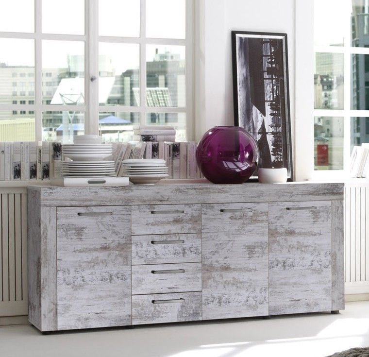 homify Moderne eetkamers Kasten & dressoirs