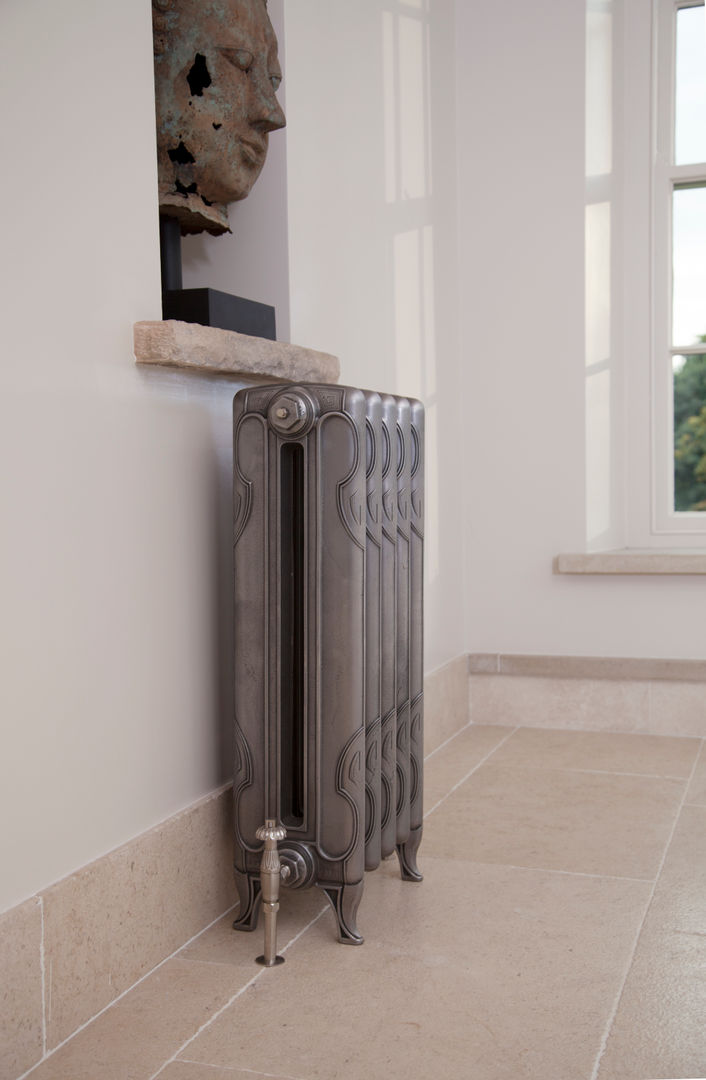 The Liberty 2 Column Cast Iron Radiator available at UKAA UKAA | UK Architectural Antiques ห้องน้ำ สิ่งทอและของตกแต่งอื่นๆ