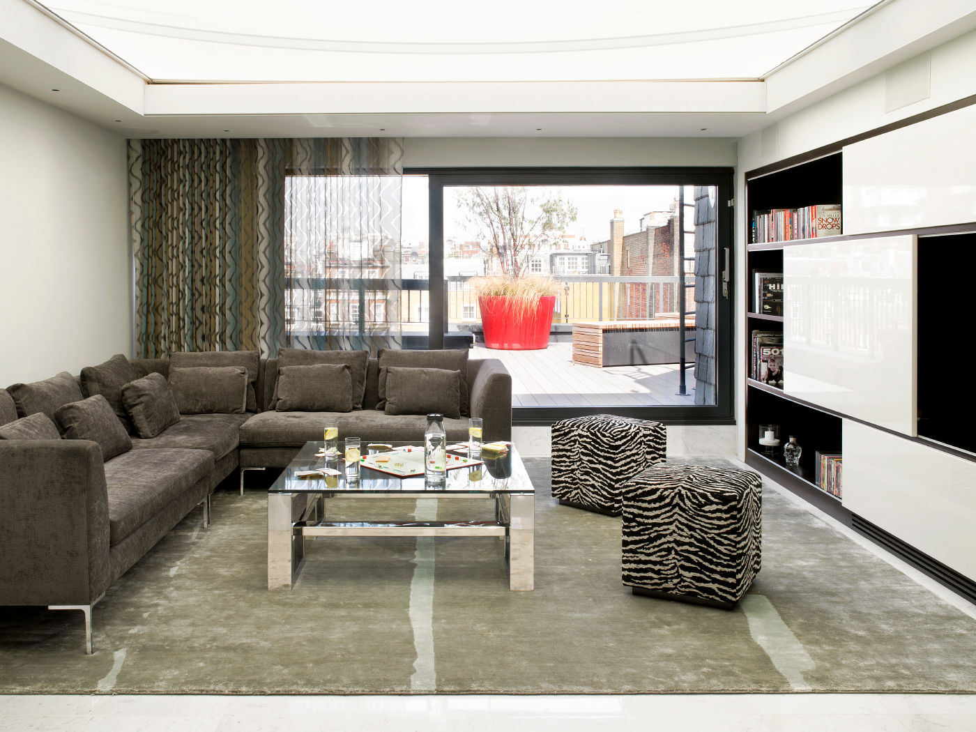 Living room Holloways of Ludlow Bespoke Kitchens & Cabinetry Moderne woonkamers