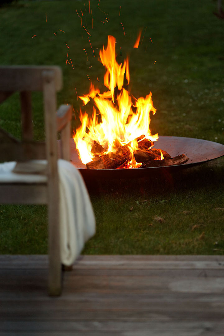 Inferno, scheidtdesign scheidtdesign Classic style garden Fire pits & barbecues