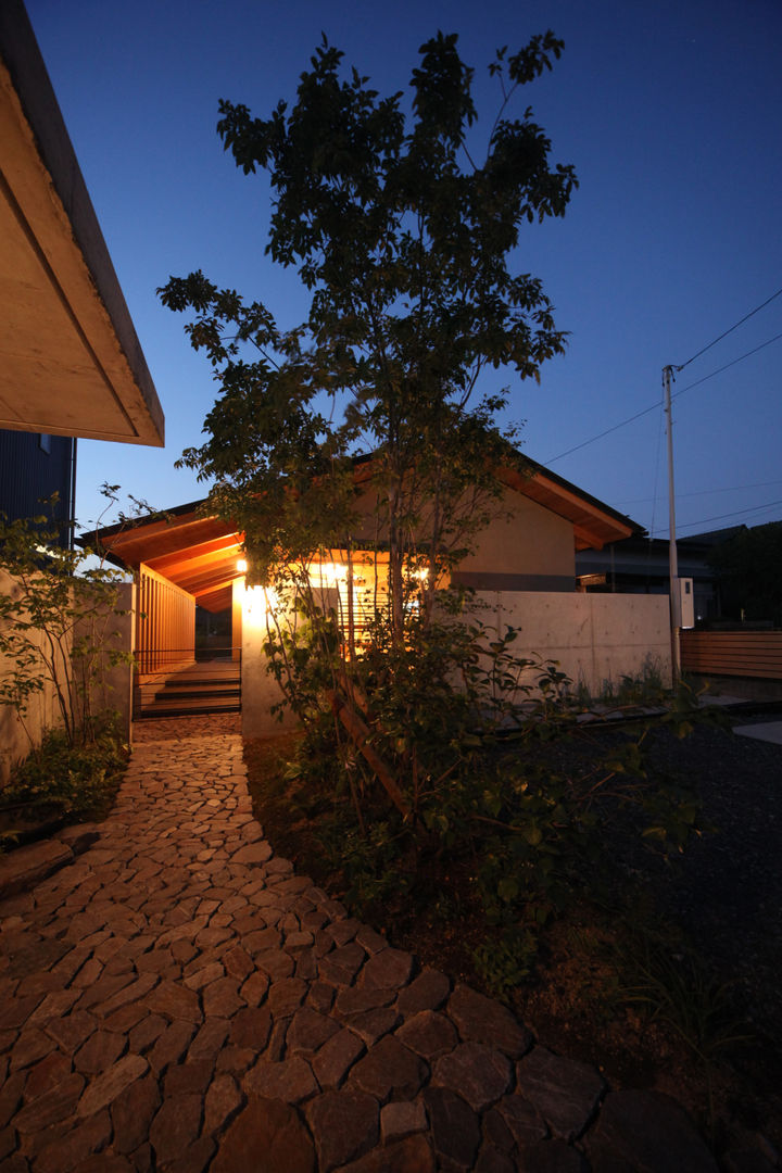 モダンな和の平屋, 青木昌則建築研究所 青木昌則建築研究所 Asian style house