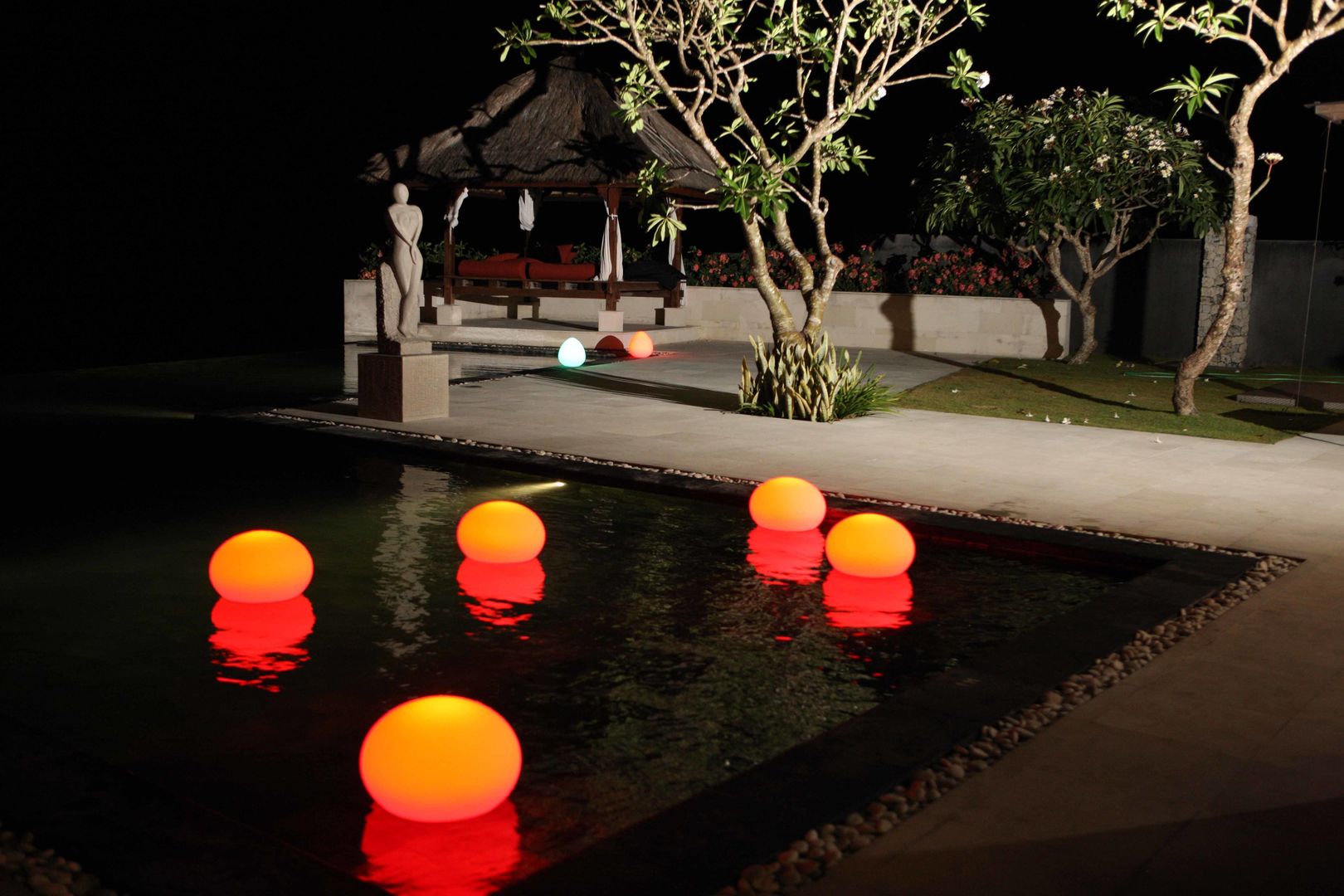 Flat Ball LED Light Jusi Colour Modern Pool Pool