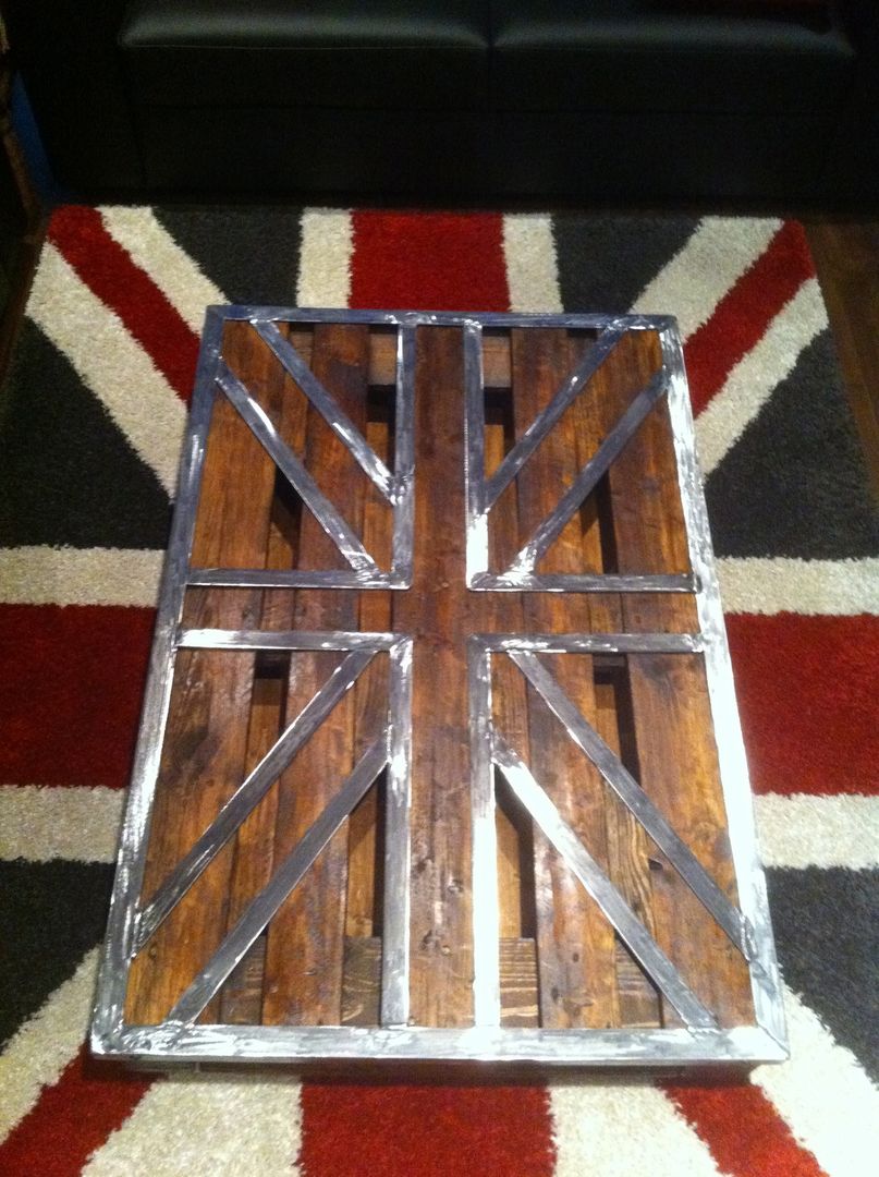 Table palette "Union Jack", FER et REFER FER et REFER Phòng khách phong cách công nghiệp Side tables & trays