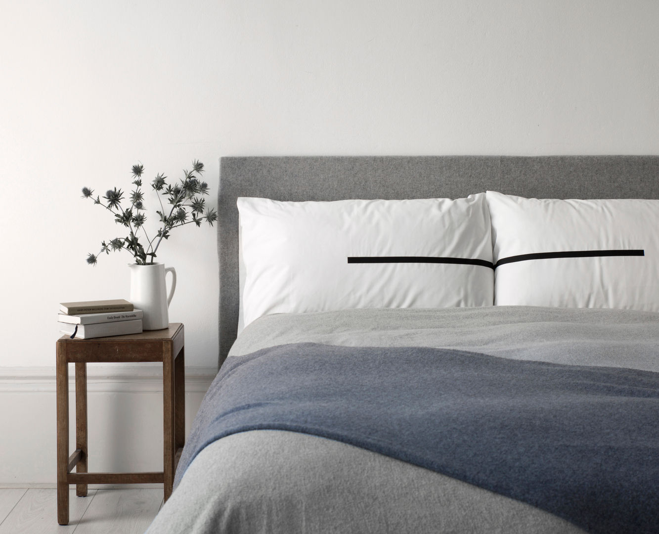 'Together' pillowcase set Above and Beyond Minimalistische Schlafzimmer Textilien