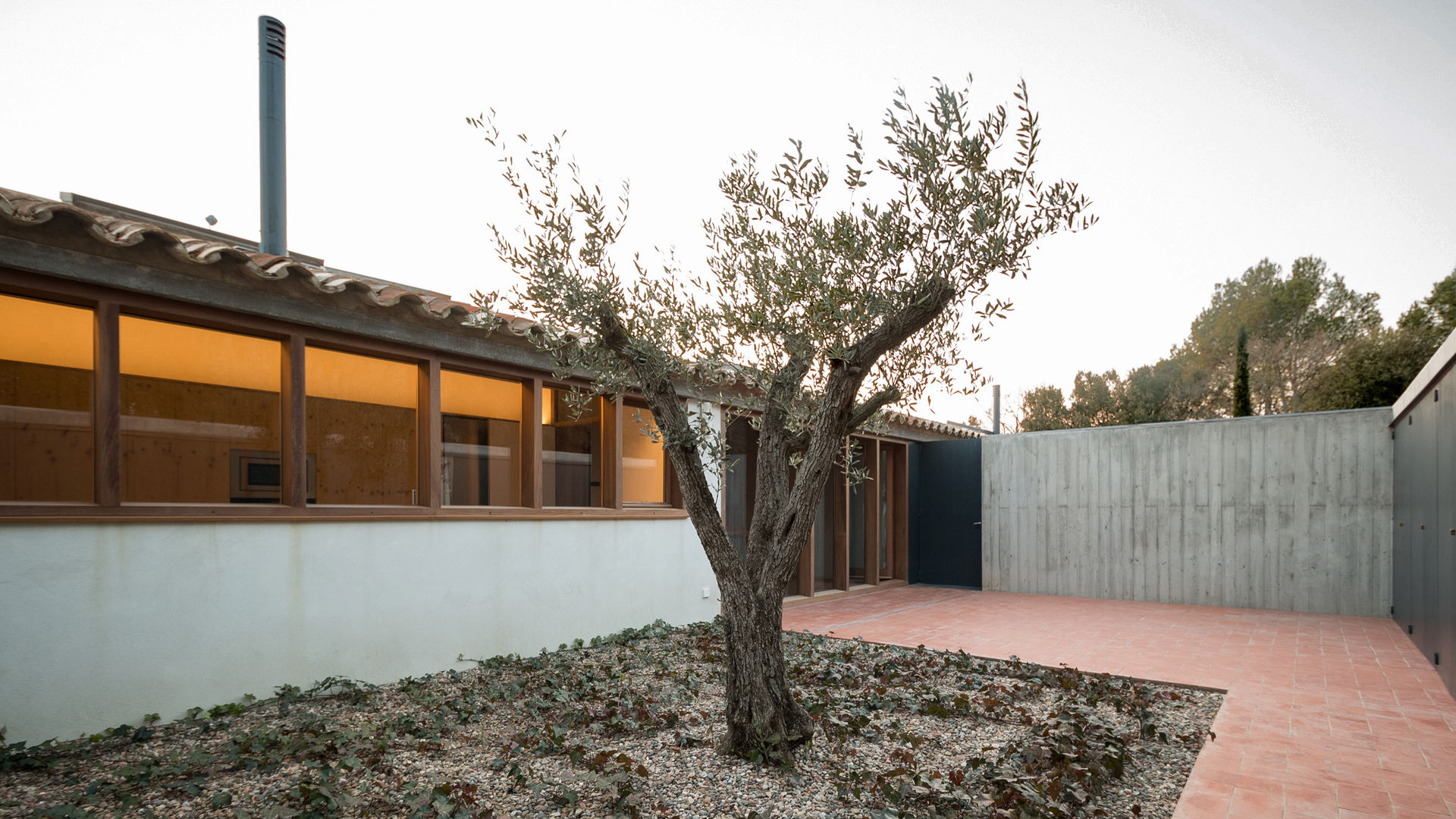 Casa S1, bellafilarquitectes bellafilarquitectes Country style houses