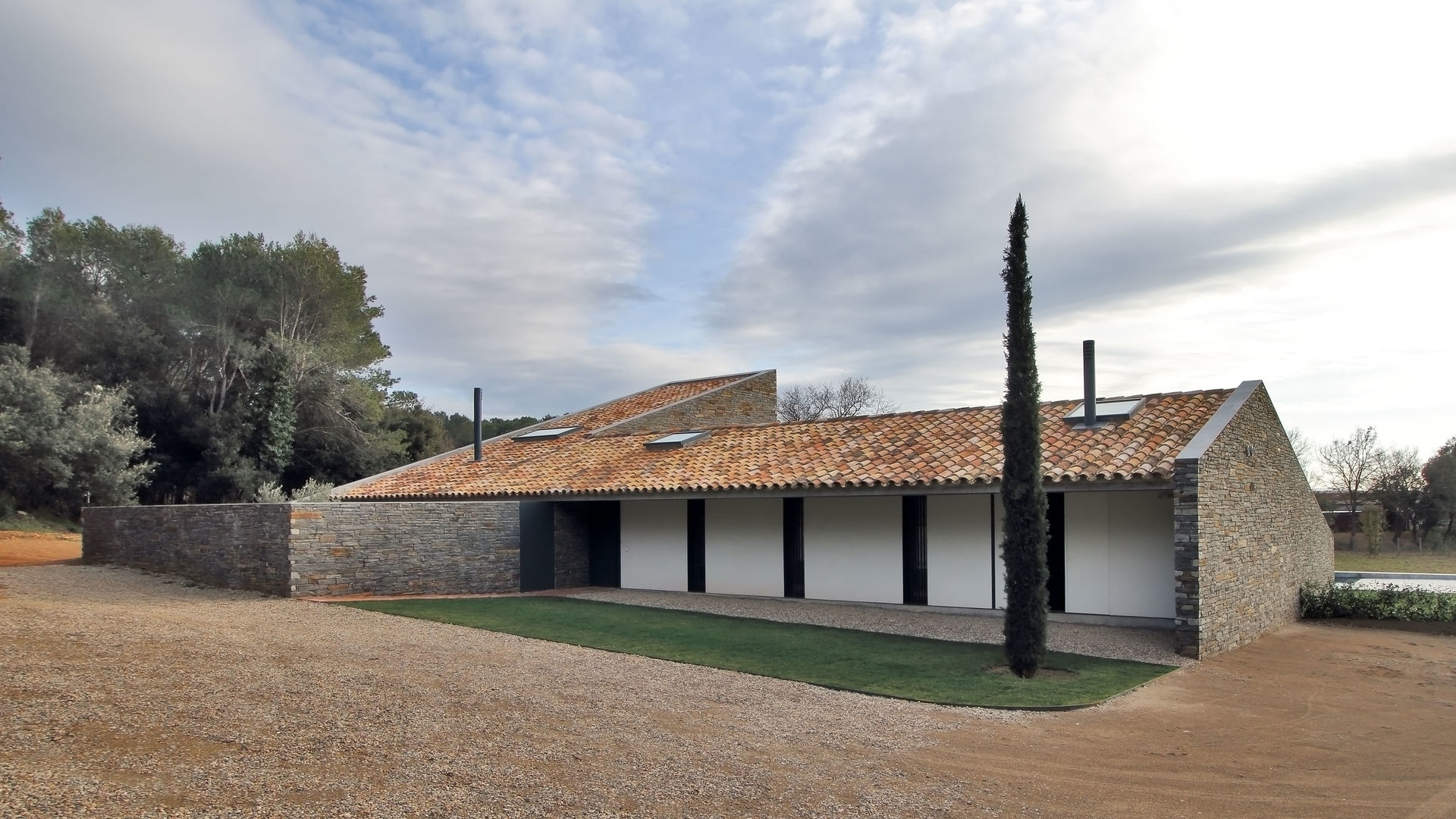 Casa S1, bellafilarquitectes bellafilarquitectes カントリーな 家