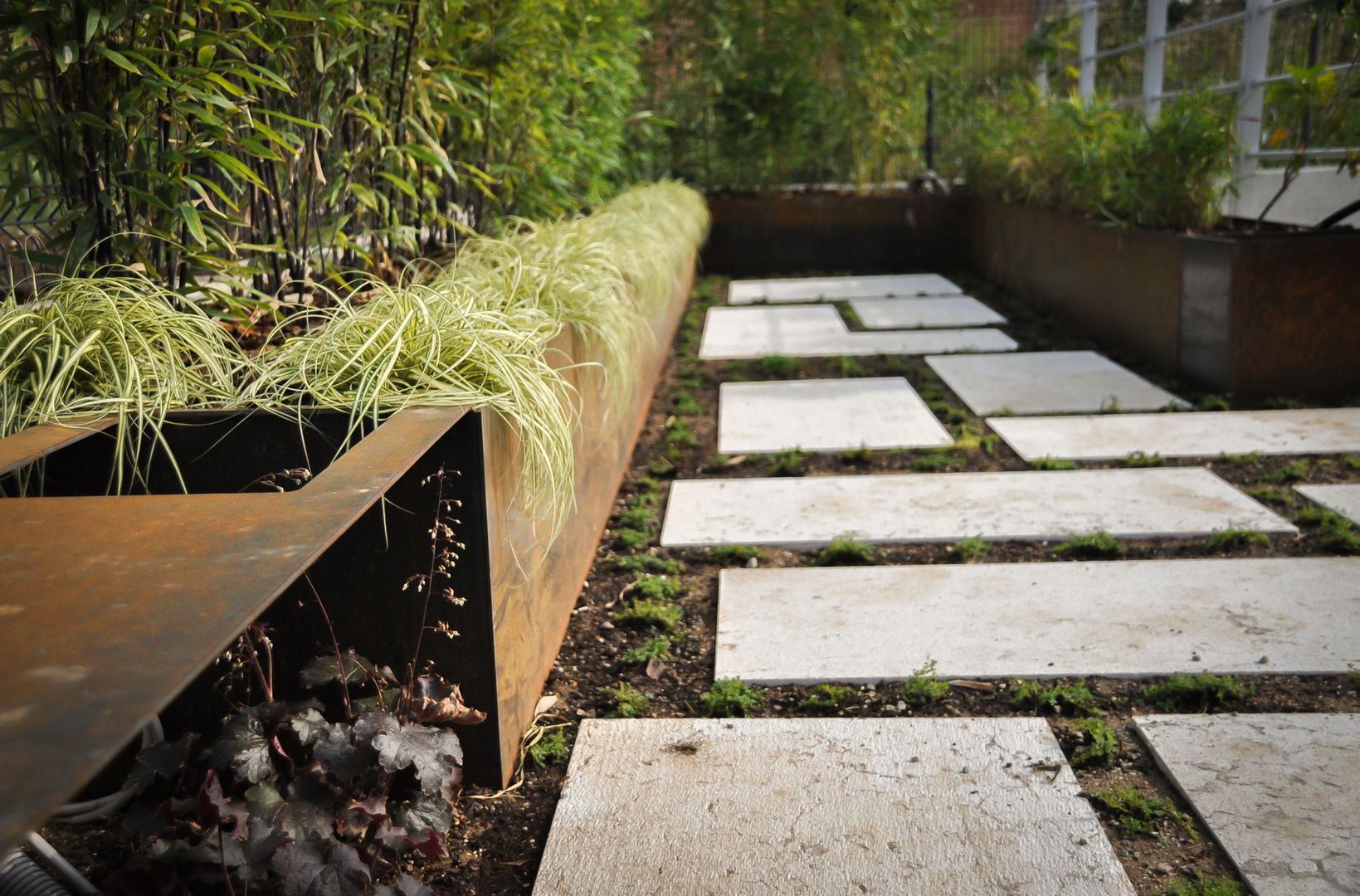 Leitmotiv corten, exTerra | consulenze ambientali e design nel verde exTerra | consulenze ambientali e design nel verde Modern garden Metal Furniture