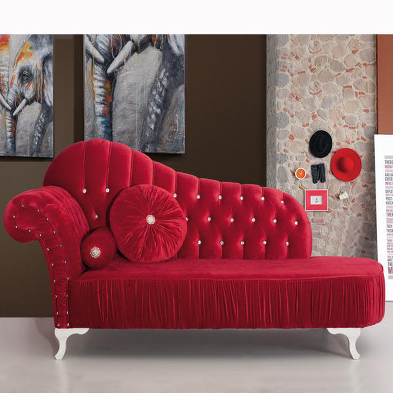 homify Classic style living room Sofas & armchairs