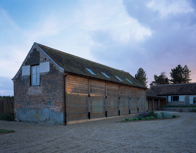 Quaker Barns, Hudson Architects Hudson Architects Houses