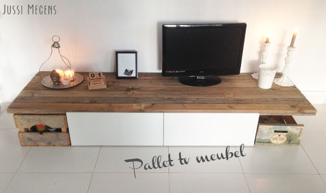 Pallet meubels, Jussi Megens (Online) Media Jussi Megens (Online) Media Living room TV stands & cabinets