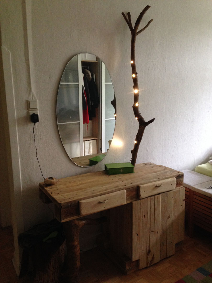 Paletten-Schminktisch mit Unterschrank und LED-Beleuchtung, palettenbett.com palettenbett.com Kamar Tidur Gaya Rustic Dressing tables