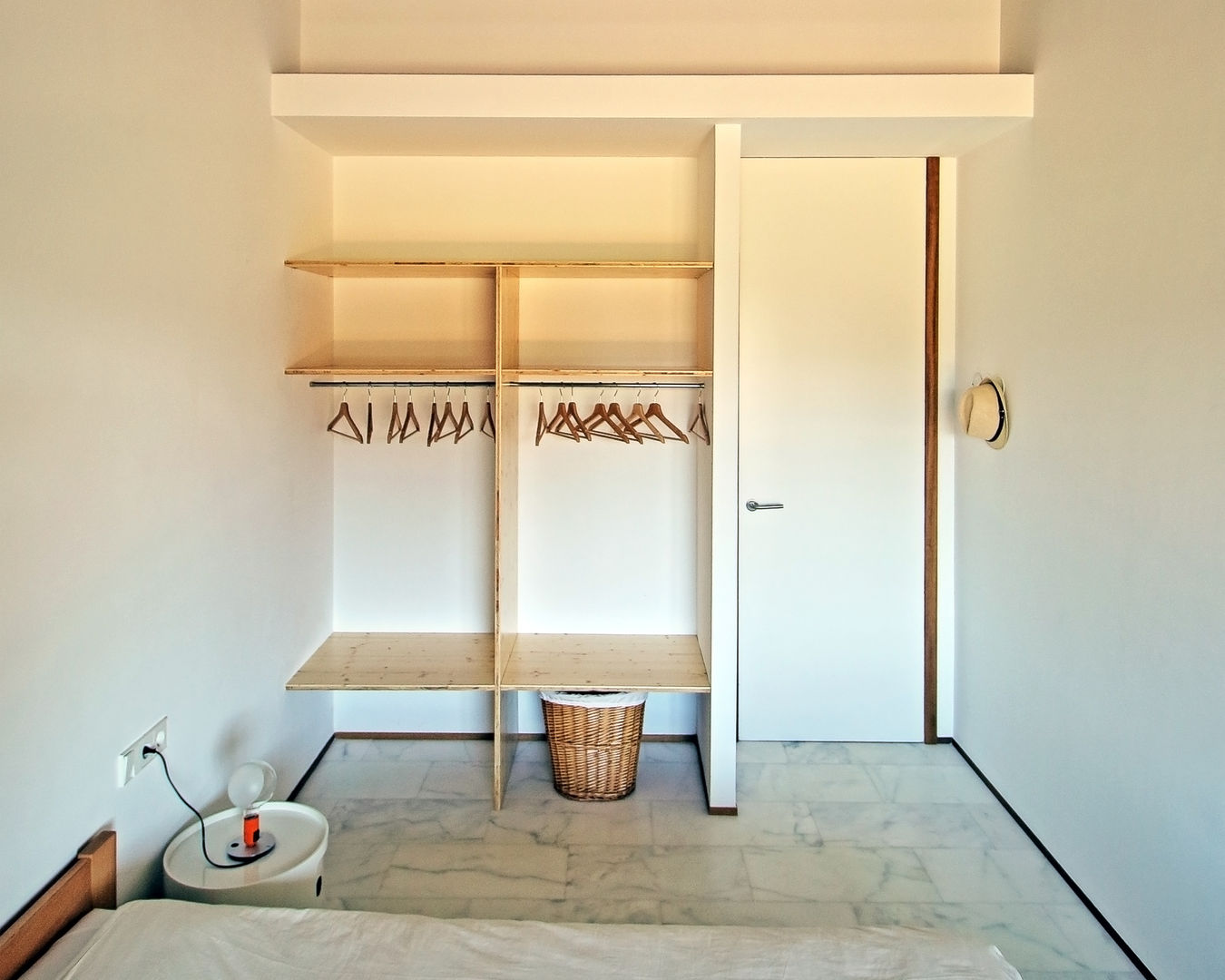 Casa S1, bellafilarquitectes bellafilarquitectes Modern style bedroom