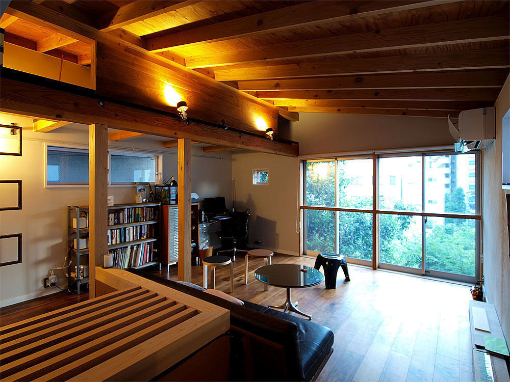 【LWH002】 自分らしく暮しを楽しむ小さな家, 志田建築設計事務所 志田建築設計事務所 ห้องนั่งเล่น