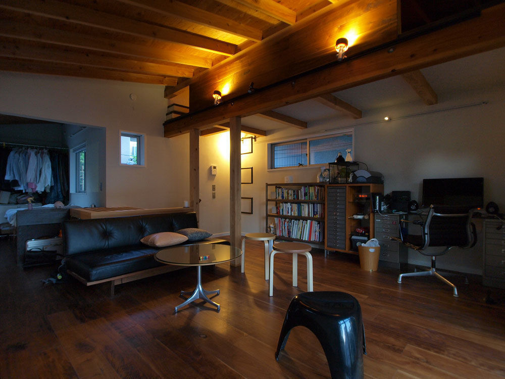 【LWH002】 自分らしく暮しを楽しむ小さな家, 志田建築設計事務所 志田建築設計事務所 Living room