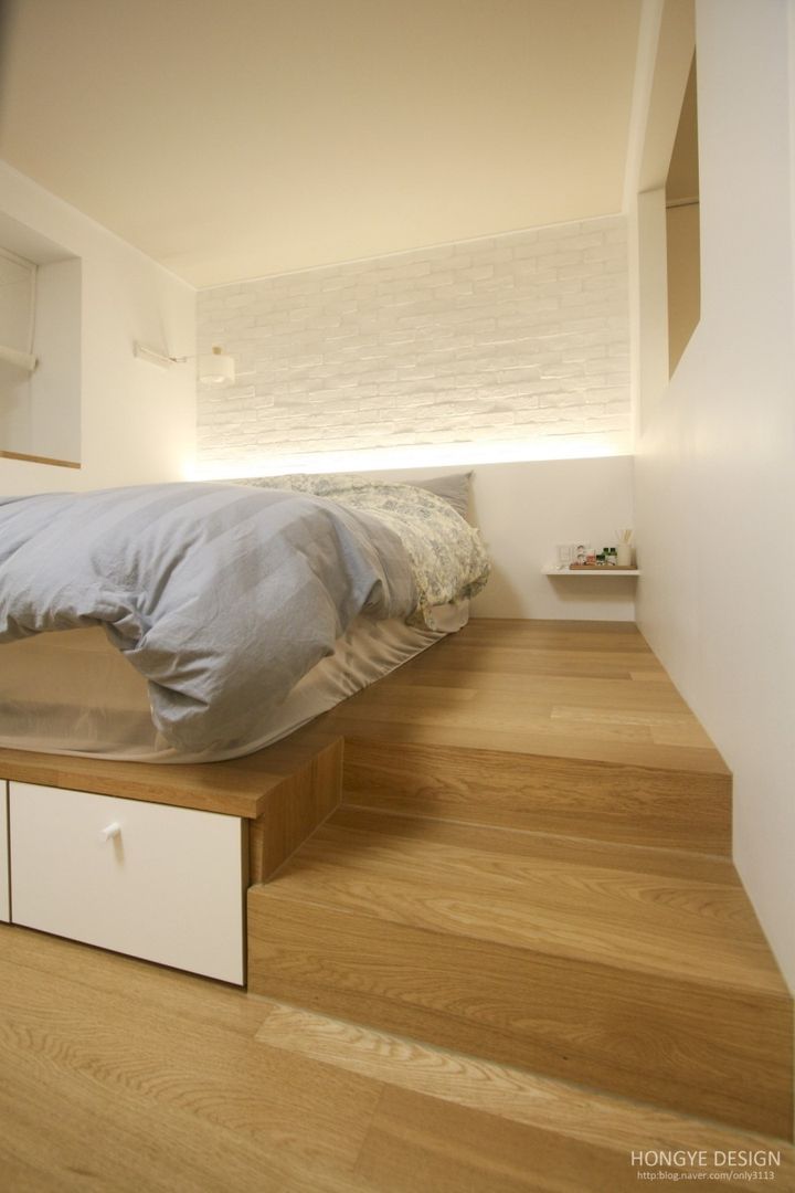 아늑한 느낌의 신혼집 인테리어, 홍예디자인 홍예디자인 Modern Yatak Odası