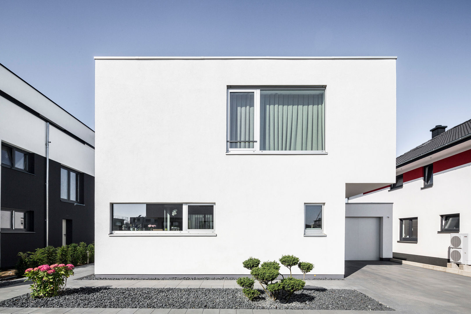 Wohnhaus Köln Widdersdorf, Corneille Uedingslohmann Architekten Corneille Uedingslohmann Architekten Modern houses