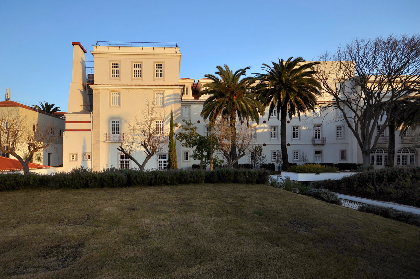 CONVENTO DOS INGLESINHOS, Staging Factory Staging Factory 房子