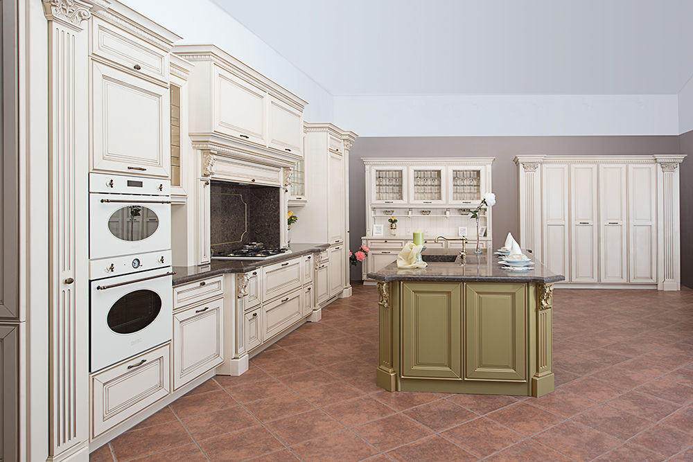 Фотосъемка классических кухонь для Kuchenberg, Александрова Дина Александрова Дина Classic style kitchen Kitchen utensils