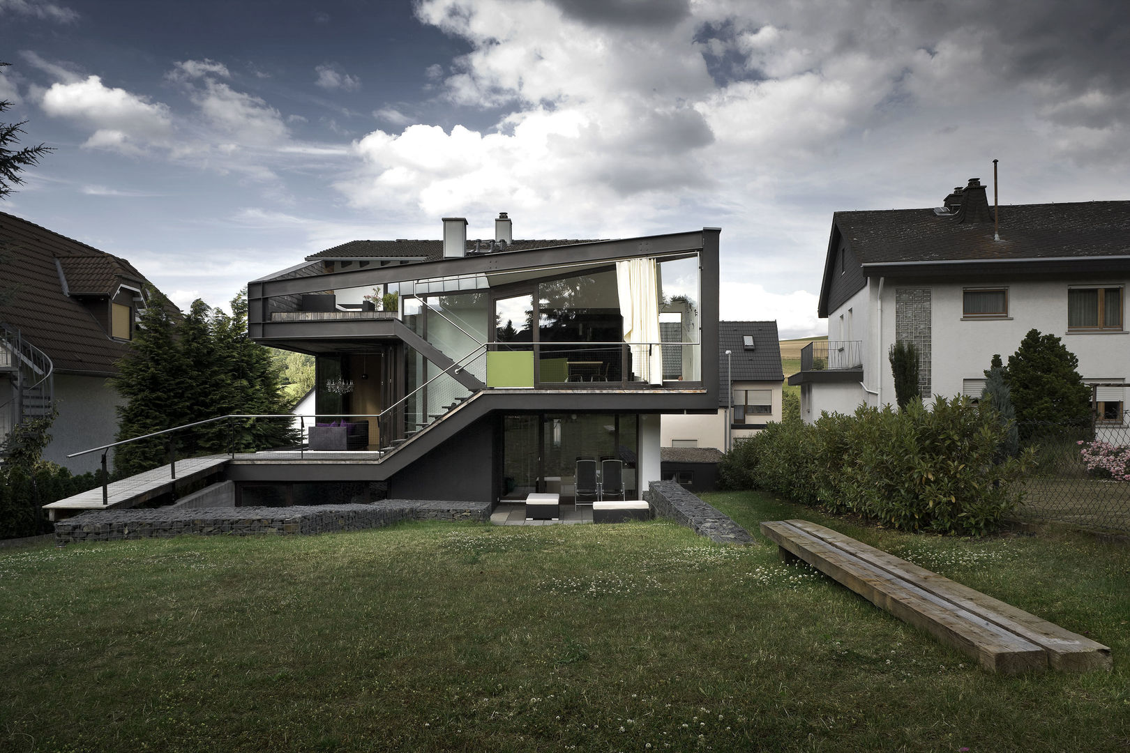 4 in 1 Generationen Haus im Goldenen Grund, reinhardtjung reinhardtjung Modern houses